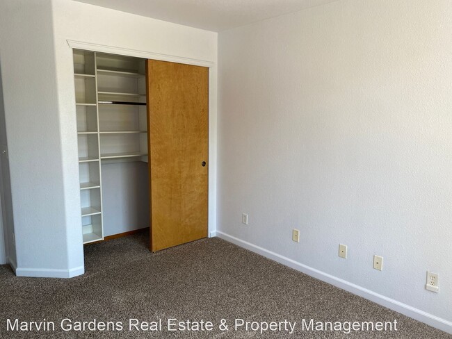 Building Photo - 5 br, 4 bath House - 1418 Red Mountain Dr.