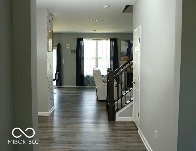 Foto del edificio - 1125 Barberry Dr