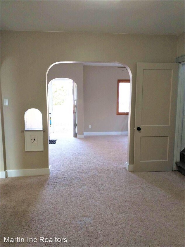 Primary Photo - 3 br, 1 bath House - 1009 Denver St