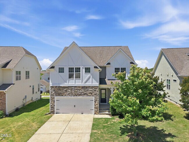 Foto del edificio - Room in House on Plott Hound Ln