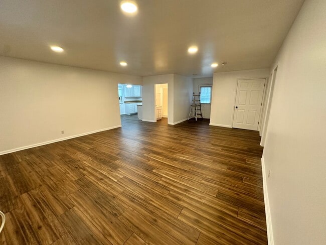 Foto del edificio - 3 Bed 1 Bath in Grand Rivers