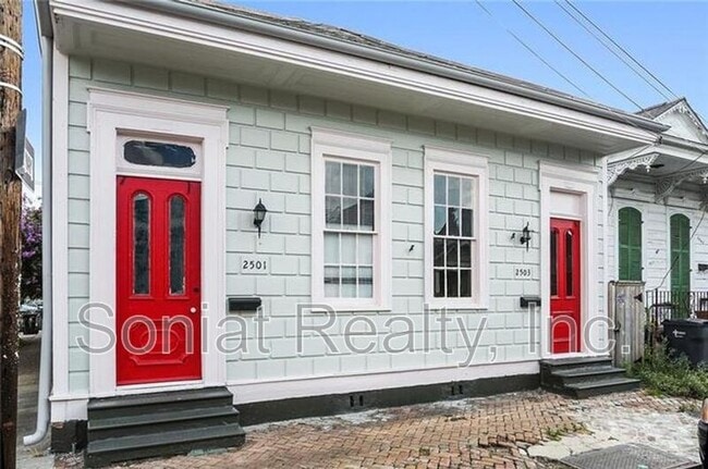 Photo - 2503 Burgundy St Apartment