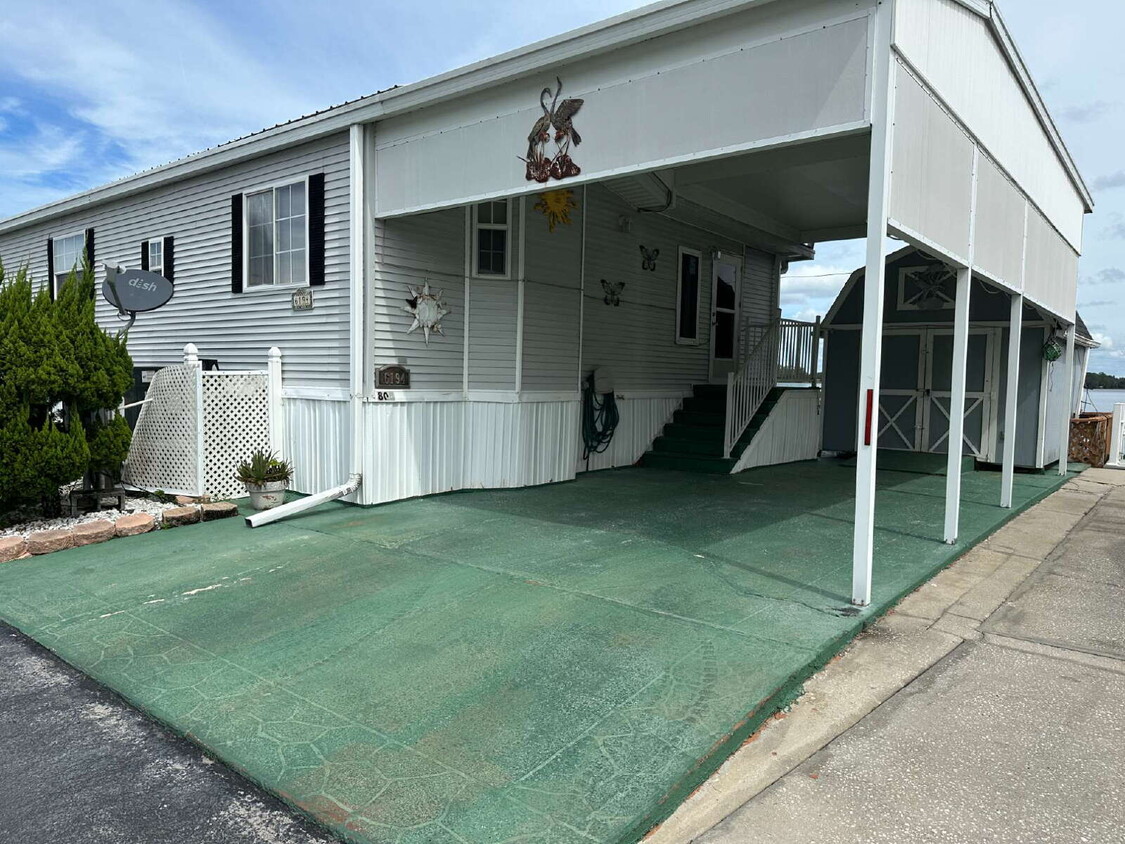 Primary Photo - Cozy and Convenient Water Front 2/1 in St....