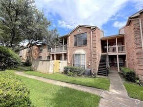 Building Photo - 2255 Braeswood Park Dr