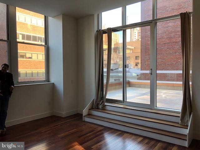 Building Photo - 1111 Locust St