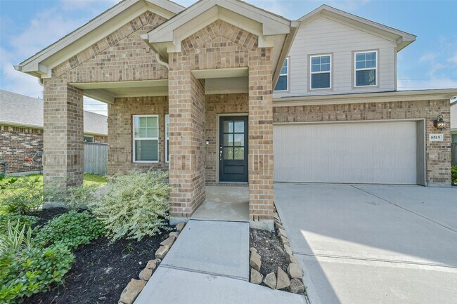 Foto del edificio - 8515 Lake Groove Ln
