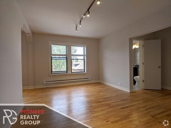 Building Photo - 2430 N Kedzie Blvd