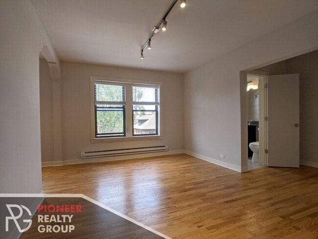 Building Photo - 2430 N Kedzie Blvd