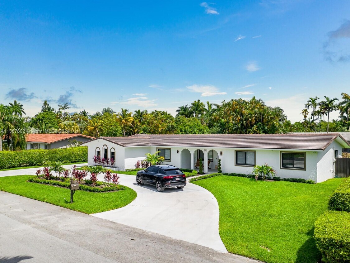 Primary Photo - 9745 SW 126th Terrace