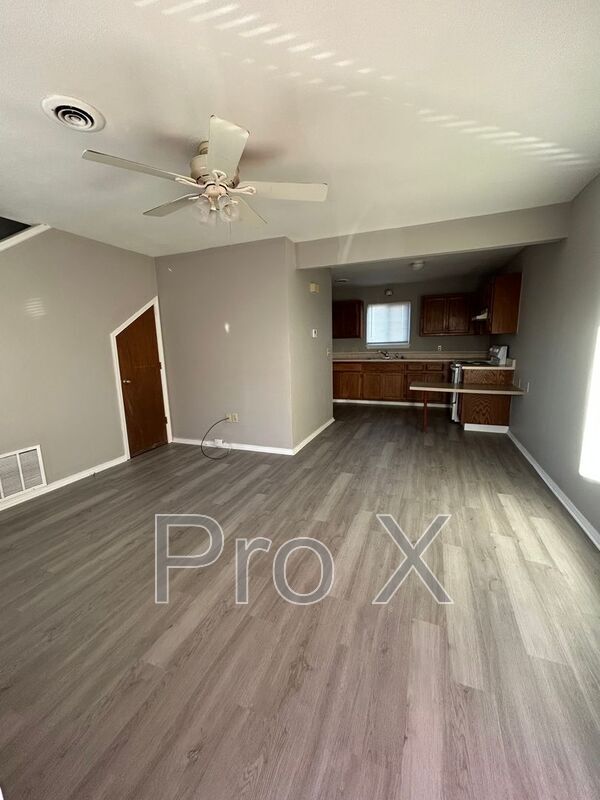 Foto del edificio - 1106 S Joplin St