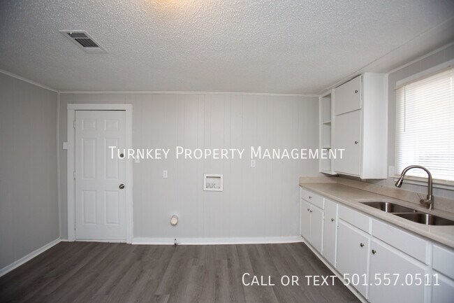 Foto del edificio - Remodeled 2 Bedroom 2 bath