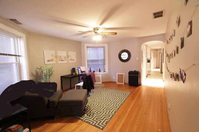 Dining room - 2648 N Orchard St