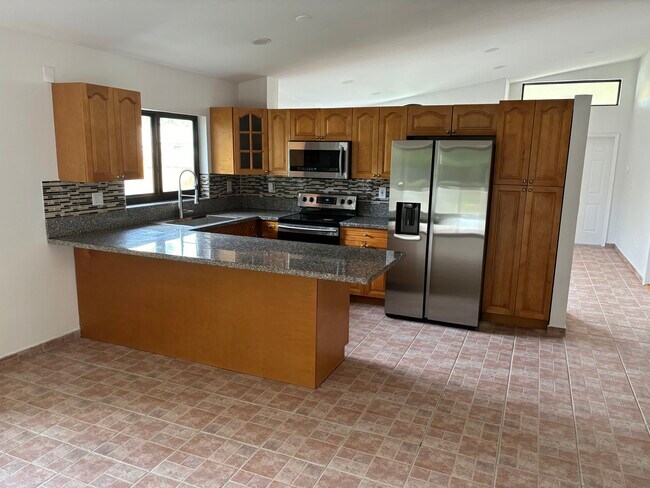 Building Photo - 8535 Cutler Ct
