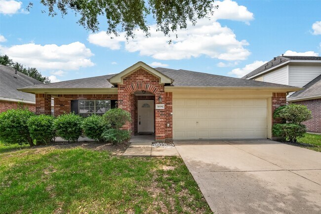 Foto del edificio - 5006 Juniper Walk Ln