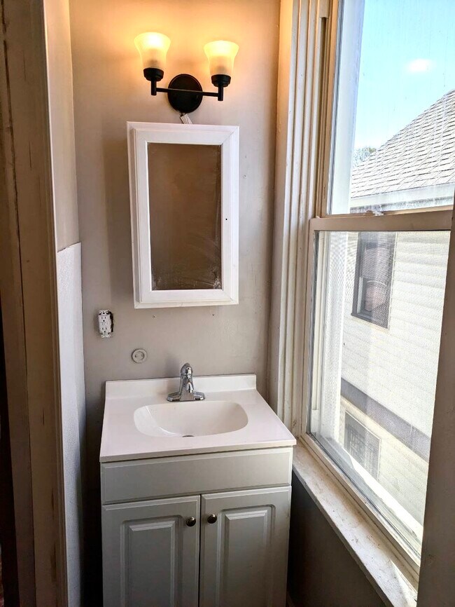 Foto del edificio - 231 E Market St