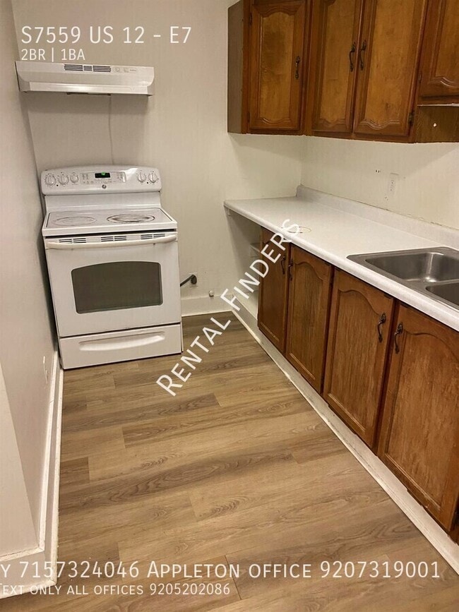 Building Photo - S7559 US-12