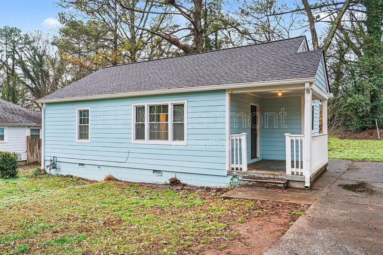 Photo - 2135 Jernigan Dr Se