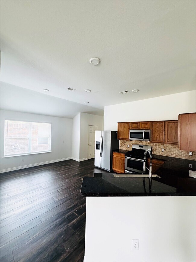 Building Photo - 4914 Kale Garden Ct
