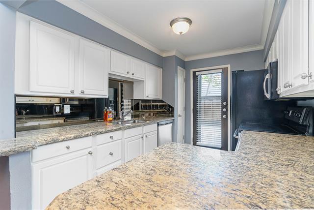 Foto del edificio - 10109 Regal Park Ln