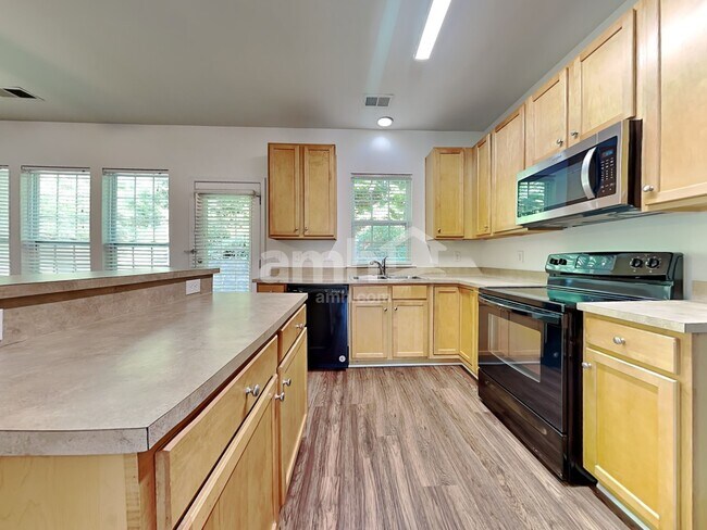 Foto del edificio - 3309 Glamorgan Ct