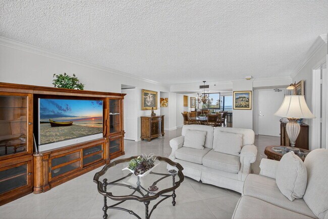Foto del edificio - 100 Ocean Trail Way
