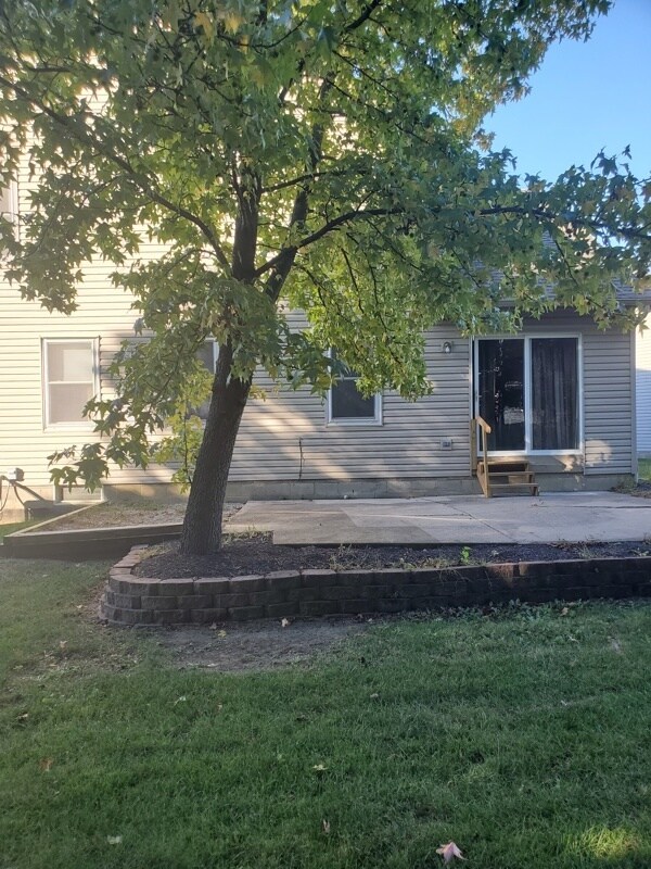 Foto del edificio - 7373 Emerald Tree Drive, Canal Winchester,...