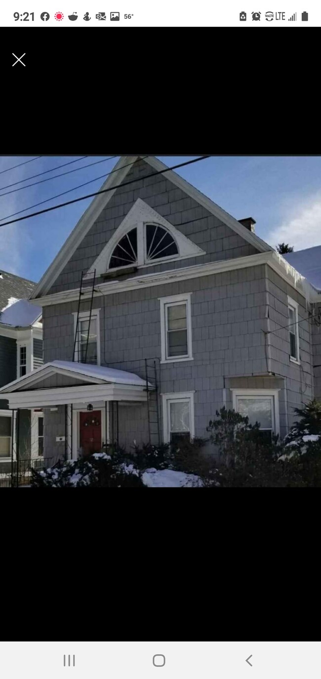 Building Photo - 52 Cedar St
