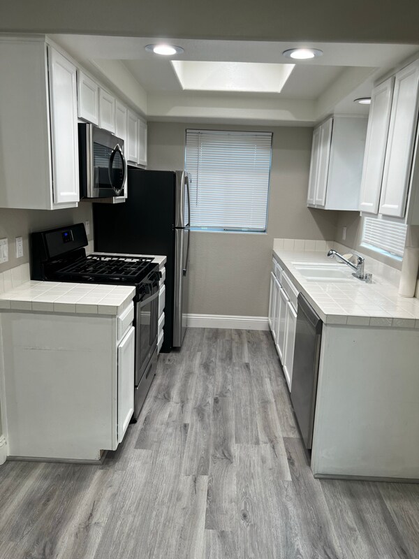 Foto del edificio - 517 Indian Bluff St