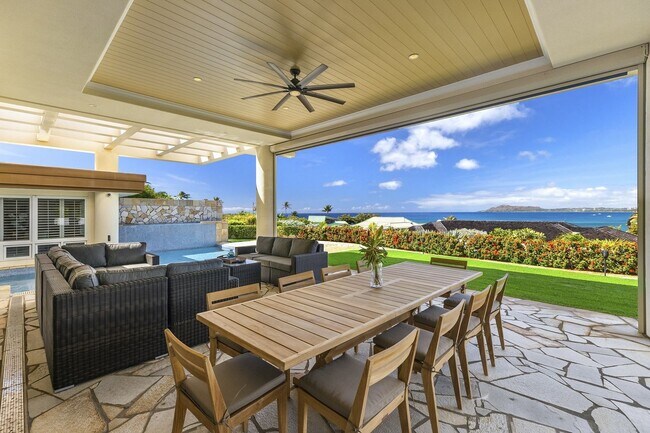 Foto del edificio - Luxury, Pool, AC & Stunning Ocean Views: Hale Makana