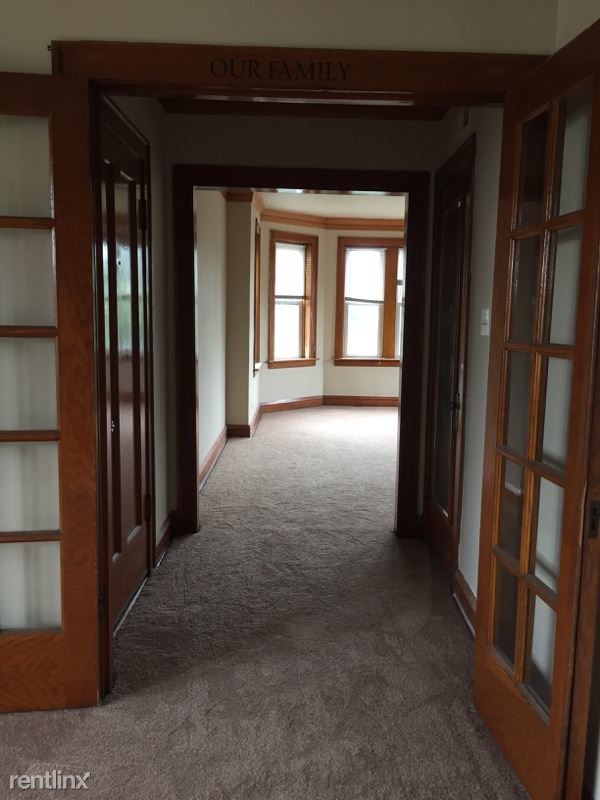Foto del edificio - 2637 N Sayre Ave