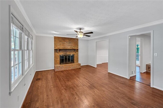 Foto del edificio - 4472 Old Mabry Pl