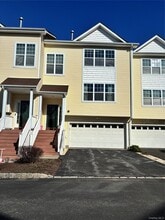Building Photo - 105 Wood Lake Dr