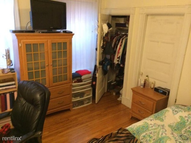 Building Photo - 174 Saint Alphonsus St