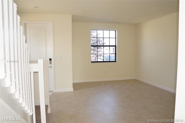 Foto del edificio - 3 br, 2.5 bath Townhome - 24820 sw 116th ave
