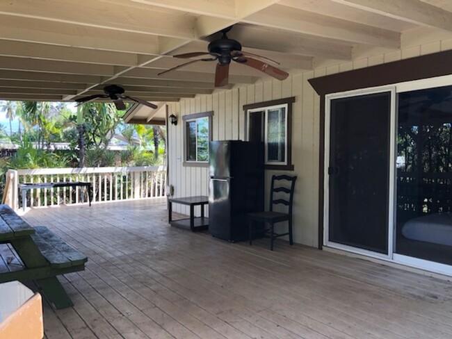 Building Photo - 3 BD. 2 BA. UNFURISHED HOME IN CENTRAL KIHEI