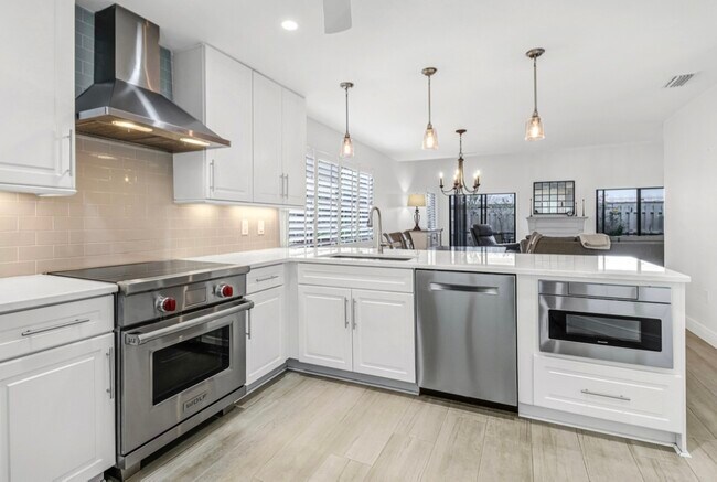 Foto del edificio - 833 Meadowland Dr