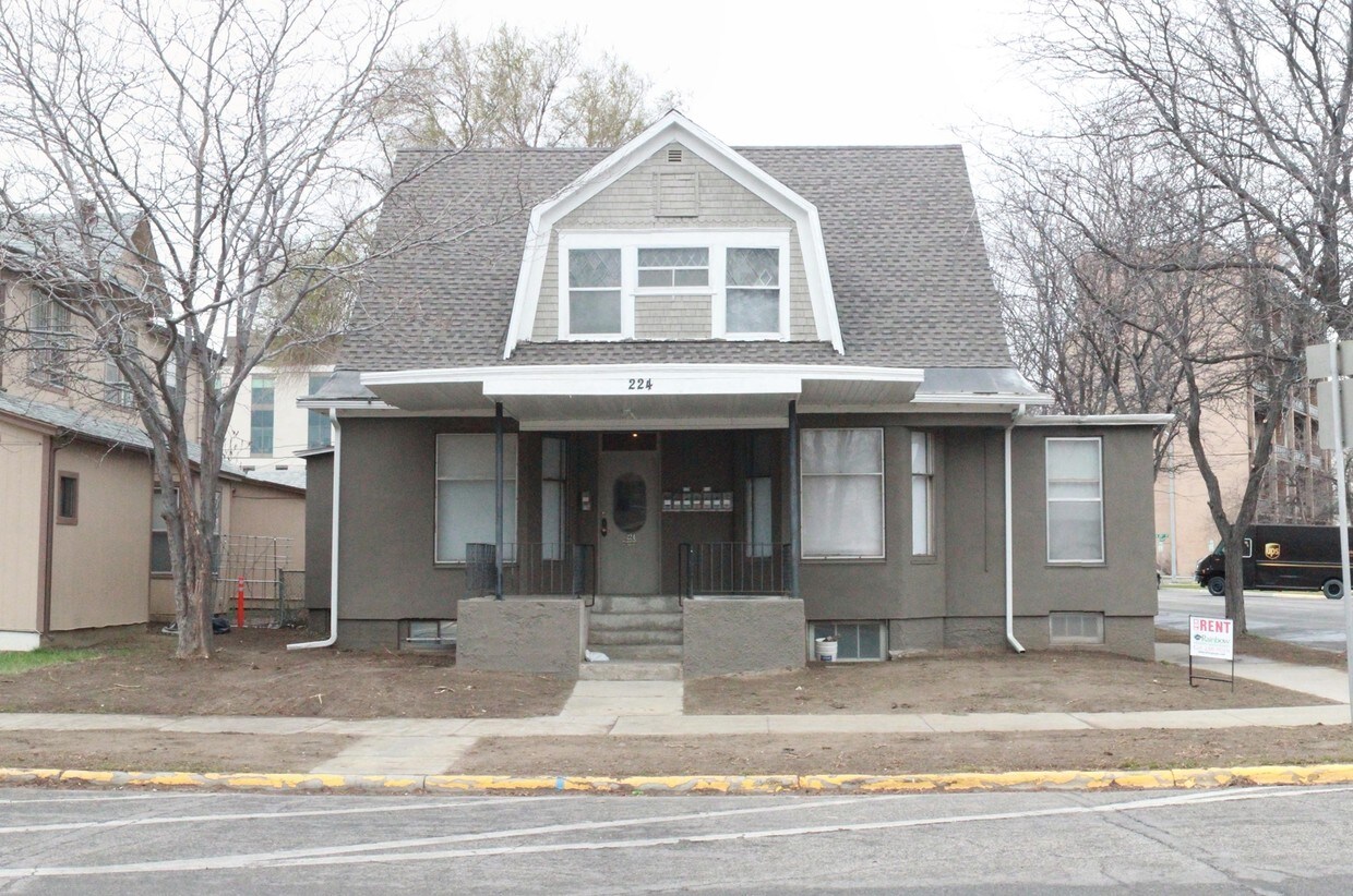 Primary Photo - 224 N 24th St