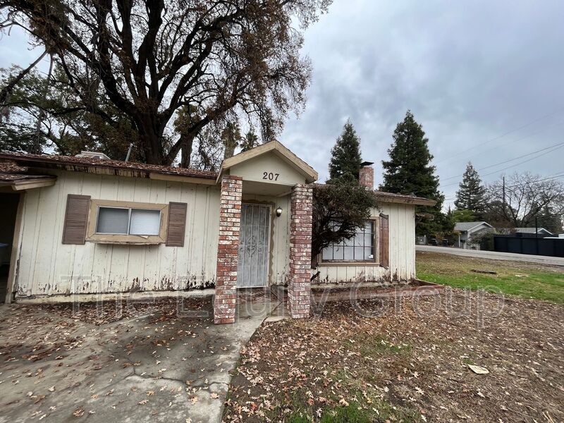 Primary Photo - 207 S Linwood Ave