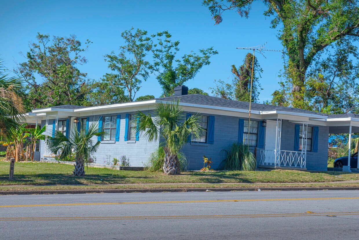2900 W La Rua St, Pensacola, FL 32505 House Rental in Pensacola, FL