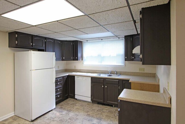 Cocina - 234 Aristocrat Dr