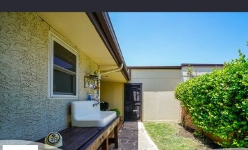 Building Photo - 5801 Archwood Dr