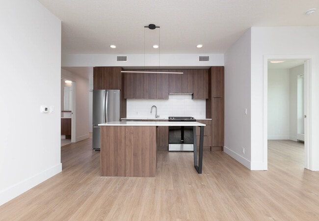 2BT1-NE - Kitchen/Living - UXBorough Living