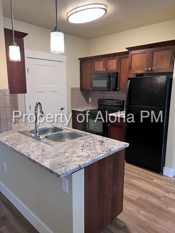 Foto del edificio - 3558 E Grand Forest Dr
