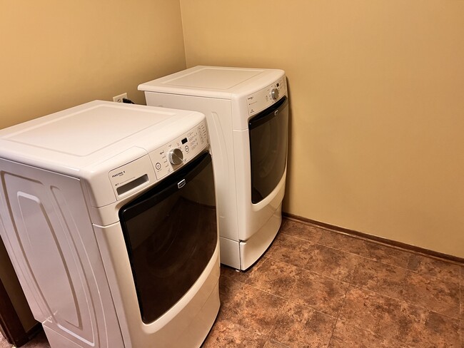 Laundry room. - 4315 Lindenwood Dr