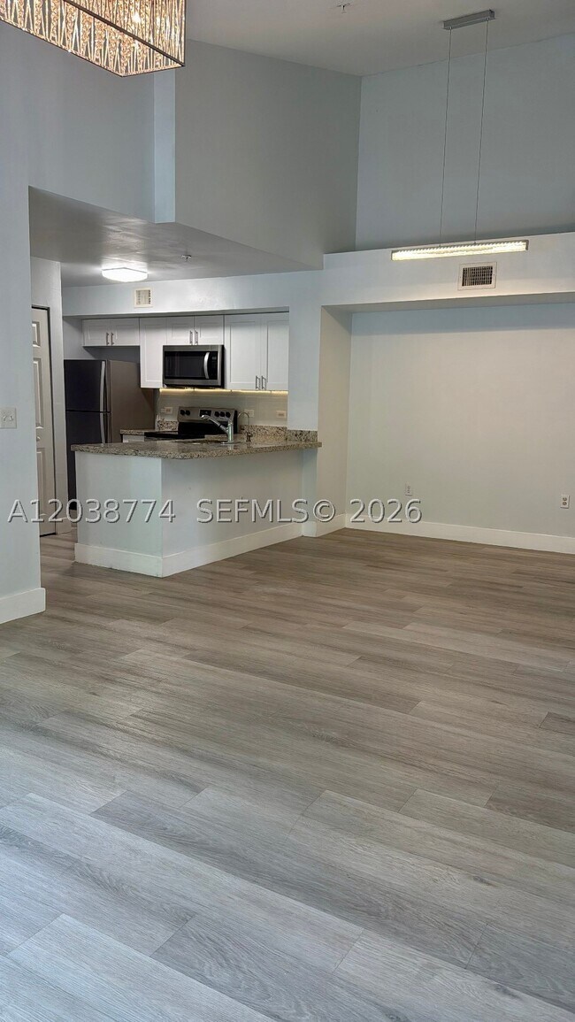 Foto del edificio - 11155 SW 5th St
