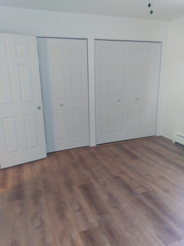 Foto del edificio - 4849 Briarwood Ave