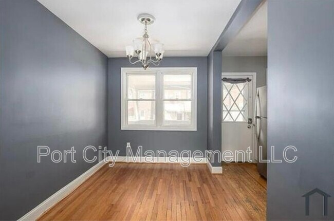 Foto del edificio - 6816 Gough St
