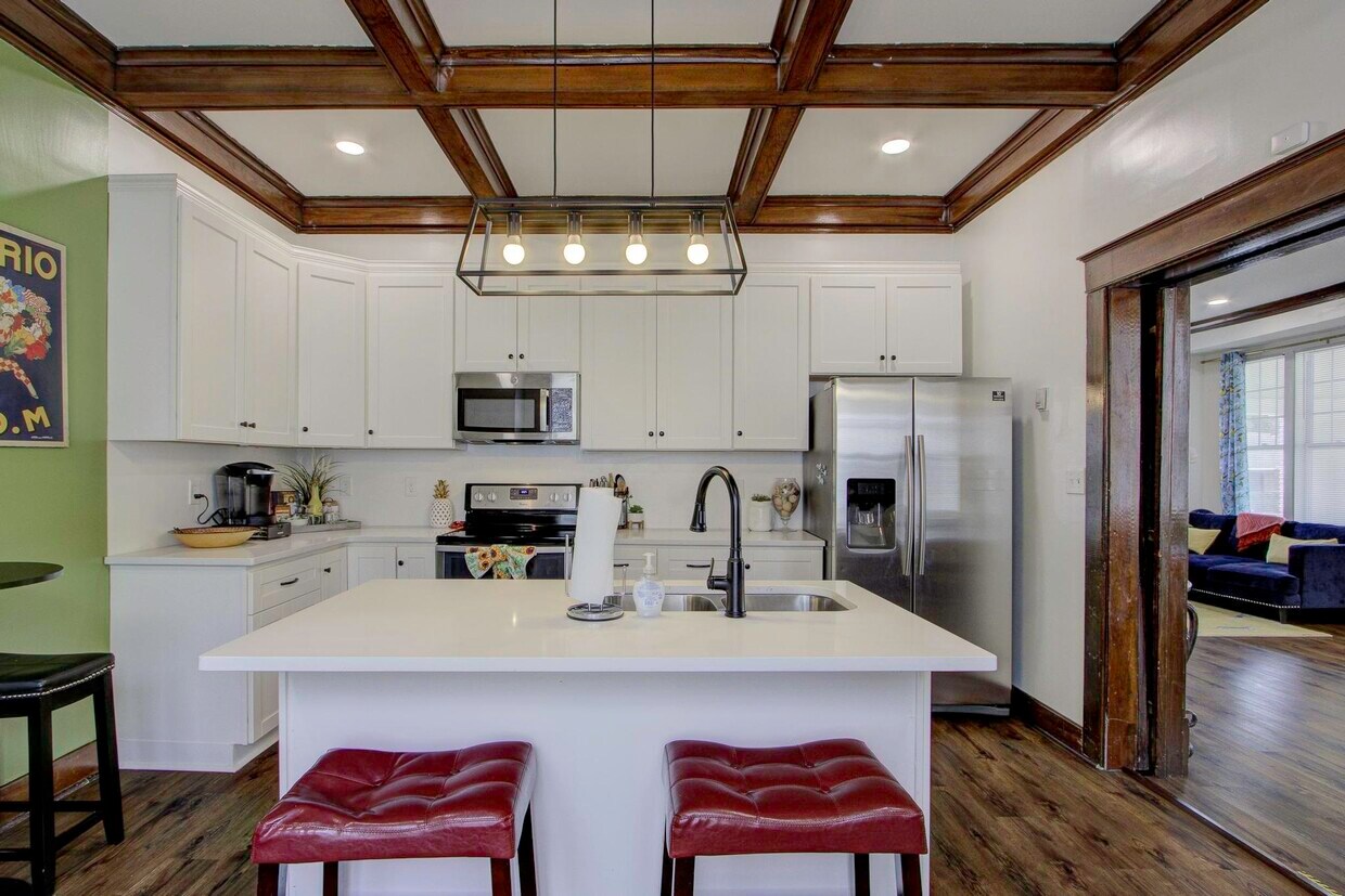 Foto principal - 1855 Oliver Ave