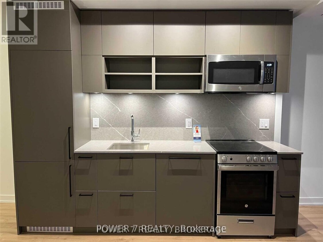 Photo principale - 135 E Liberty St