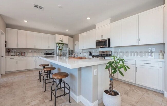 Foto del edificio - 1699 Carol Lee Ln